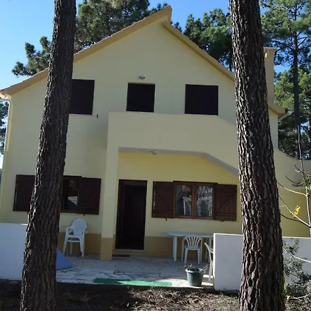 Aroeira Gardens Golf & Beach *