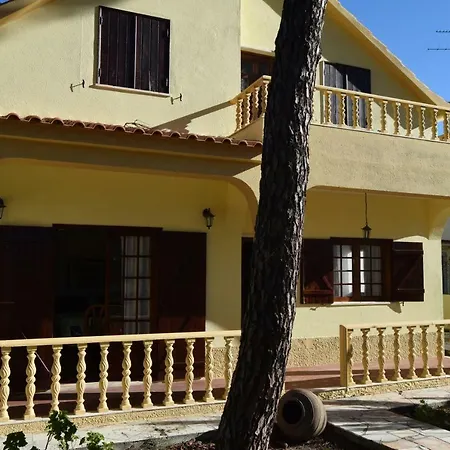 Aroeira Gardens Golf & Beach *